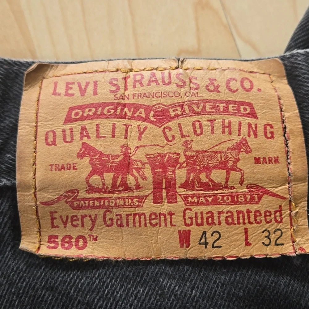 Vintage Usa Made Levis 560 Loose Fit Tapered Leg Black Denim Jeans 42x32